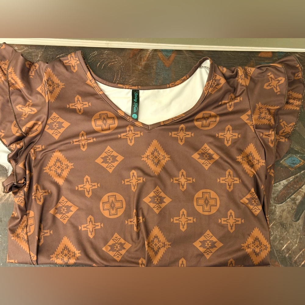 Aztec-Inspired Brown Short Sleeve Top